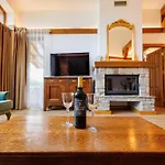Вилла Sofayla Near The Pirin Golf Банско