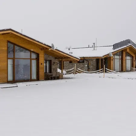 Луксозна вила Sofayla Near The Pirin Golf