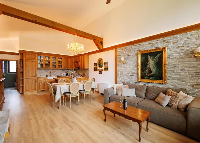 Луксозна вила Sofayla Near The Pirin Golf *